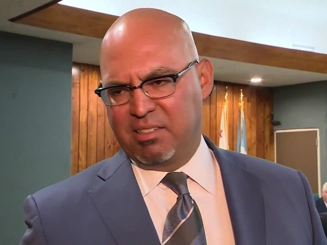 Teacher who called military 'lowest of low' still won't resign despite resolution